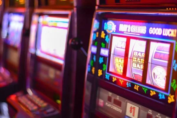 Mobile phone screen showing No Commission Baccarat betting interface
