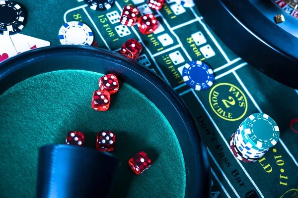 Live dealer video stream with chat sidebar